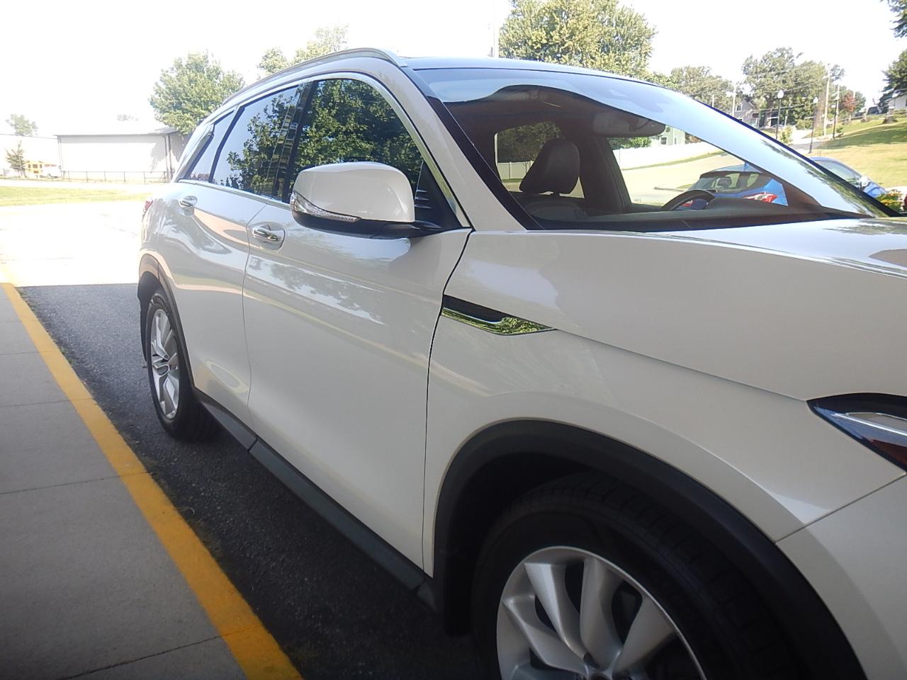 Infiniti QX50 Luxe 4D SUV AWD 2019