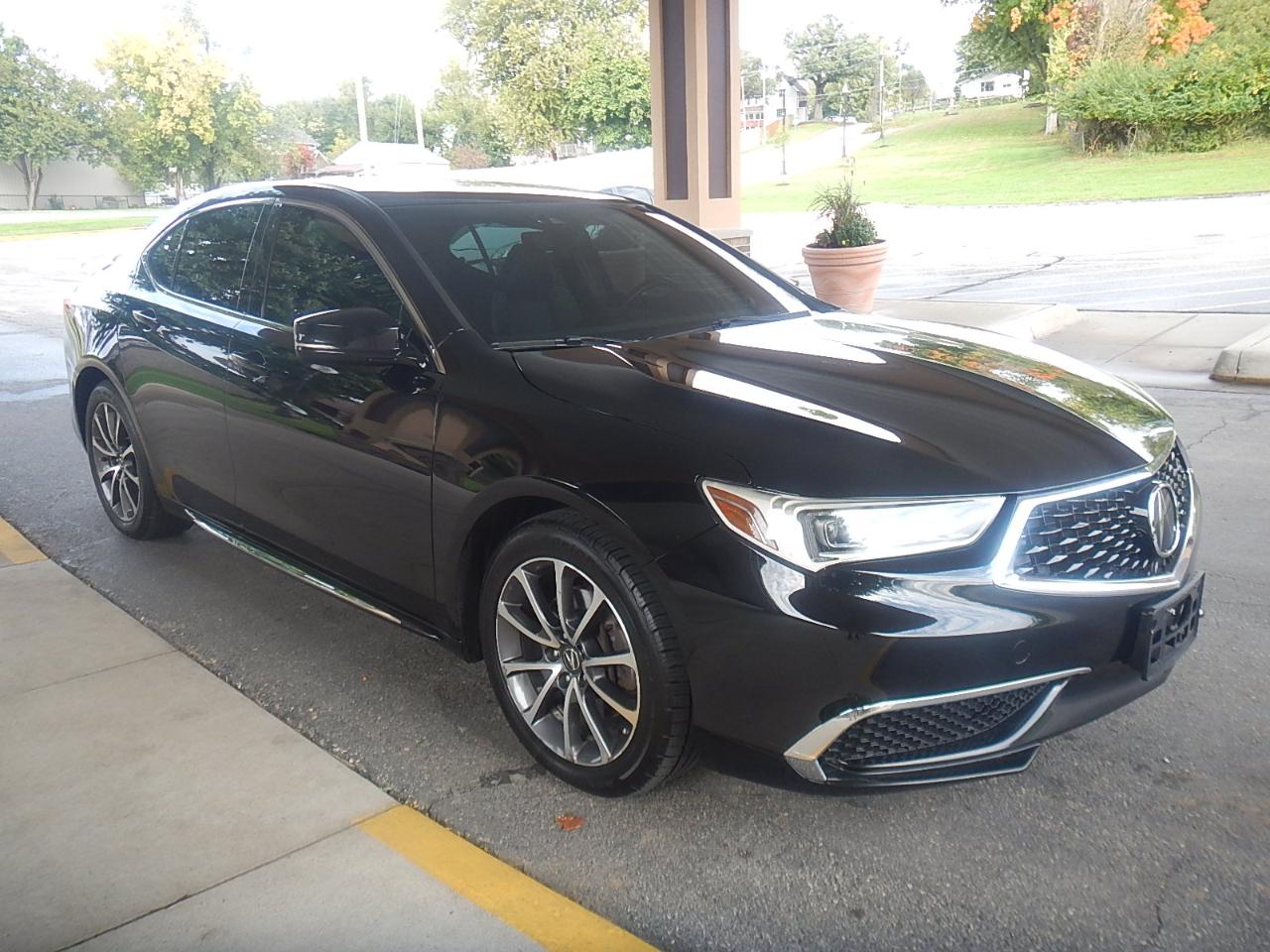 Acura TLX photo 3