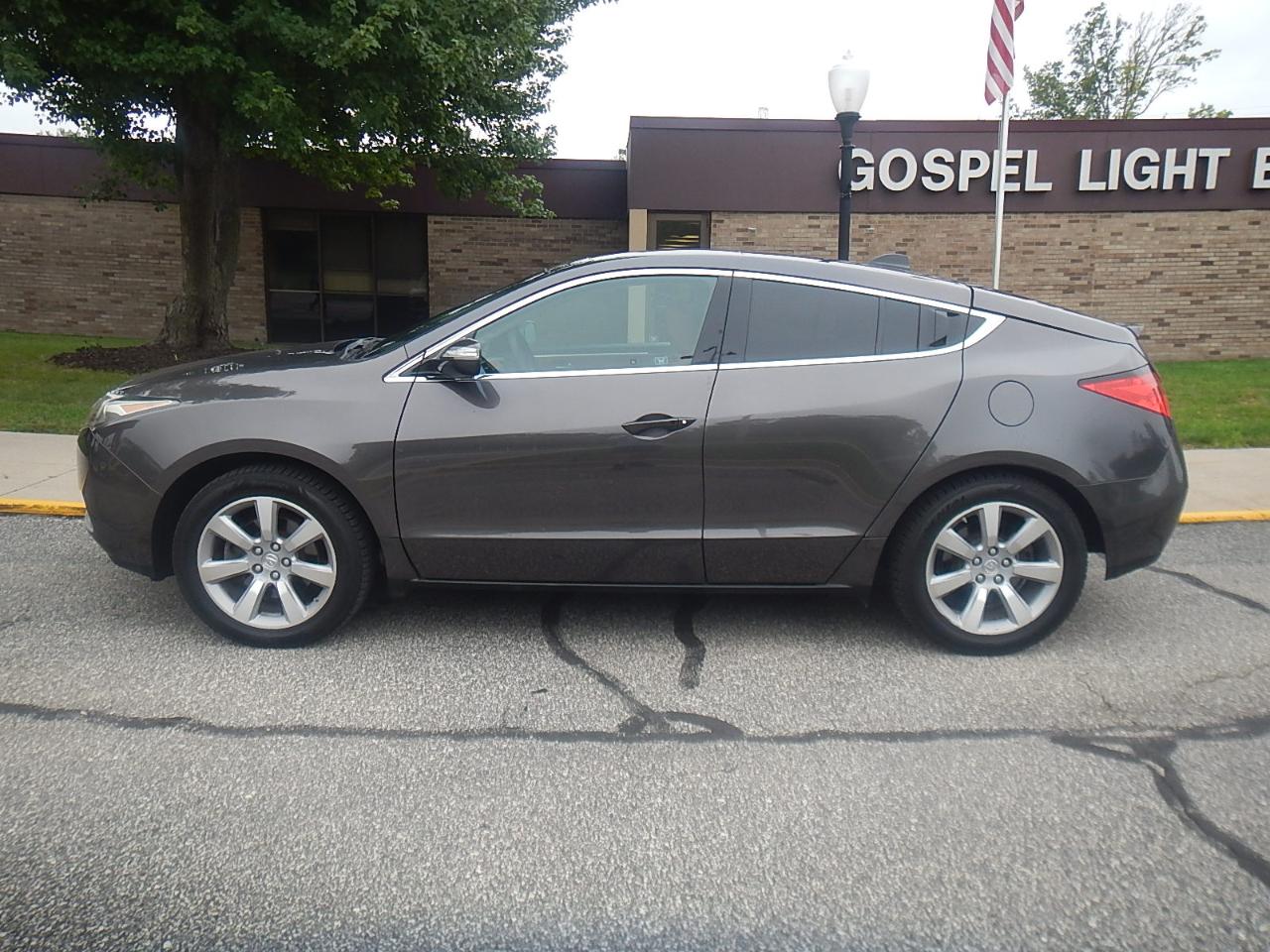 Acura ZDX 6-Spd AT w/Adv Pkg 2010