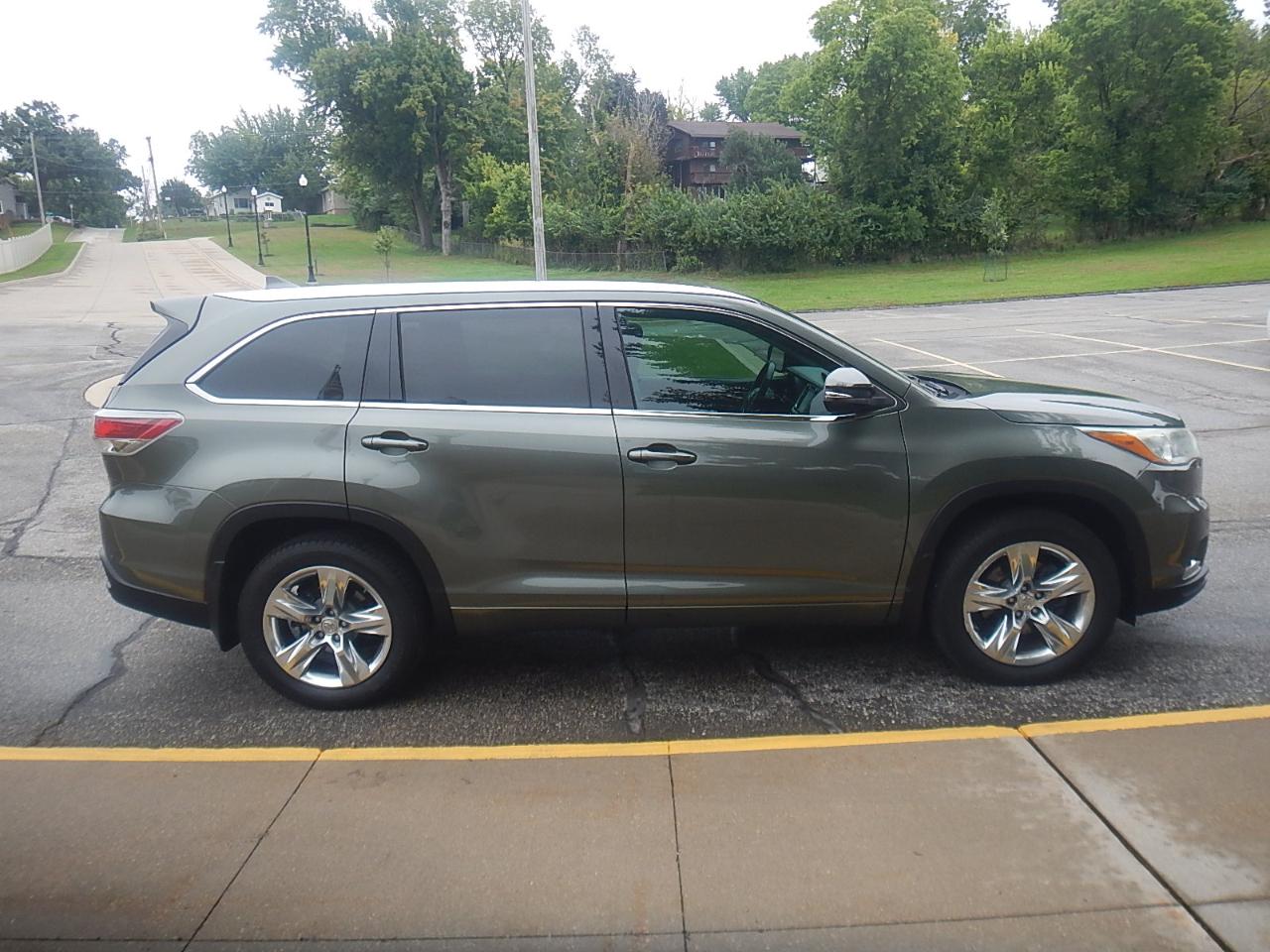Toyota Highlander Limited AWD V6 2014