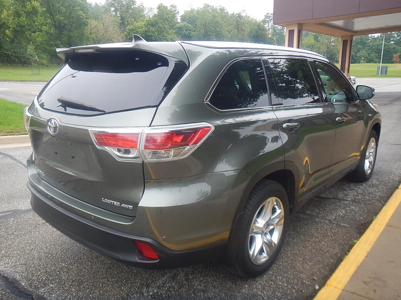Toyota Highlander Limited AWD V6 2014