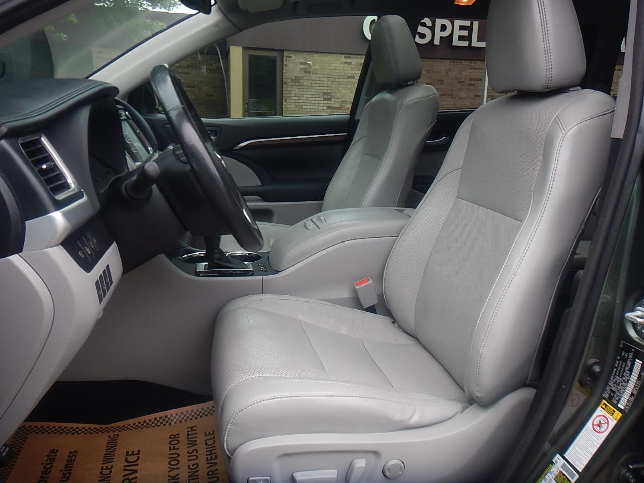 Toyota Highlander Limited AWD V6 2014