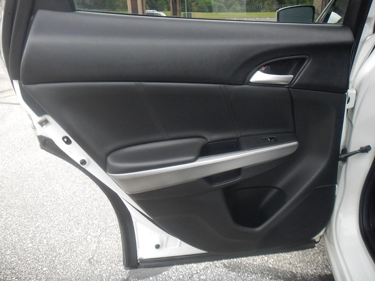 Honda Crosstour EX-L V-6 4WD 2013