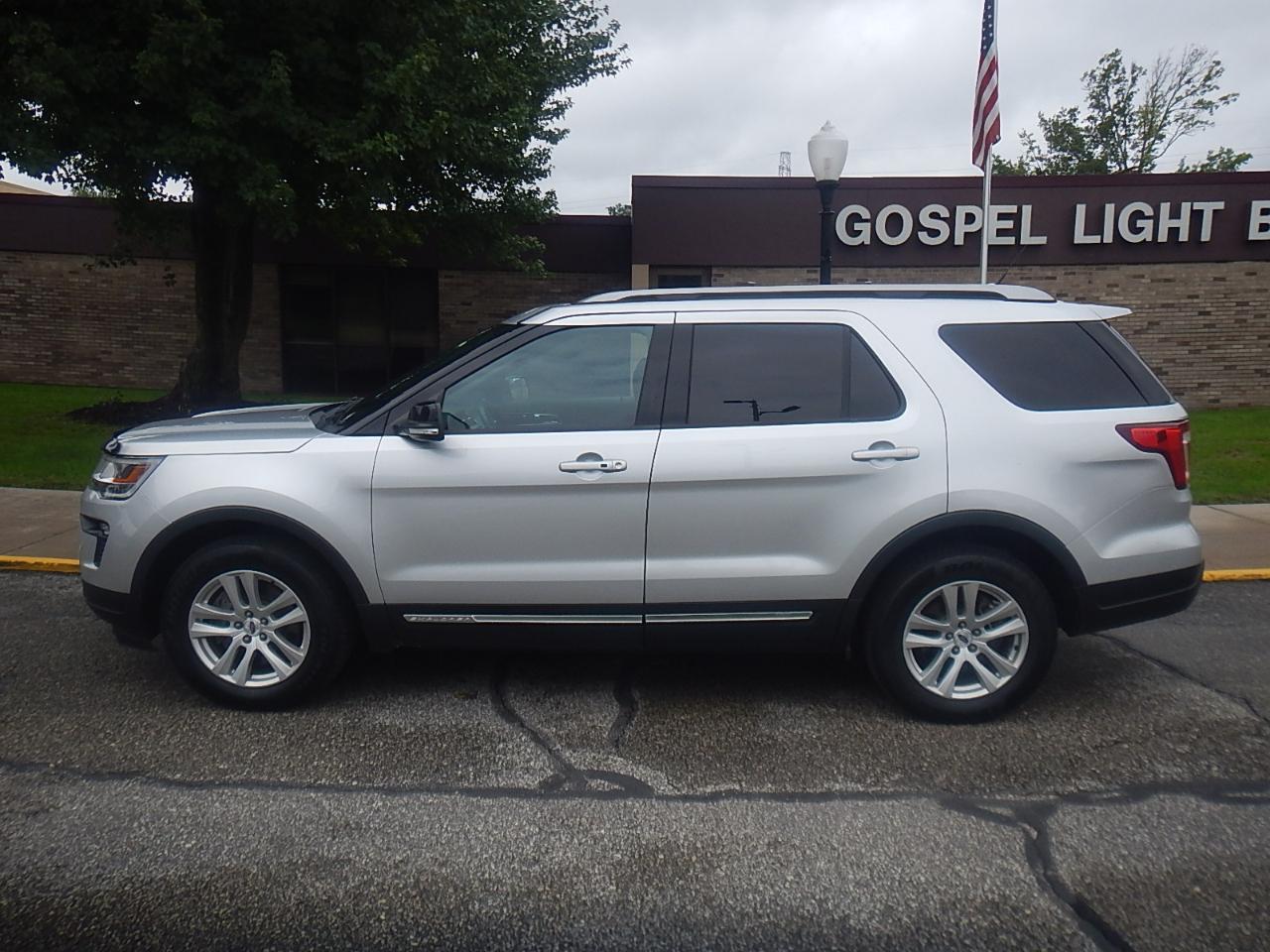 Ford Explorer XLT 4D SUV 4WD 2018