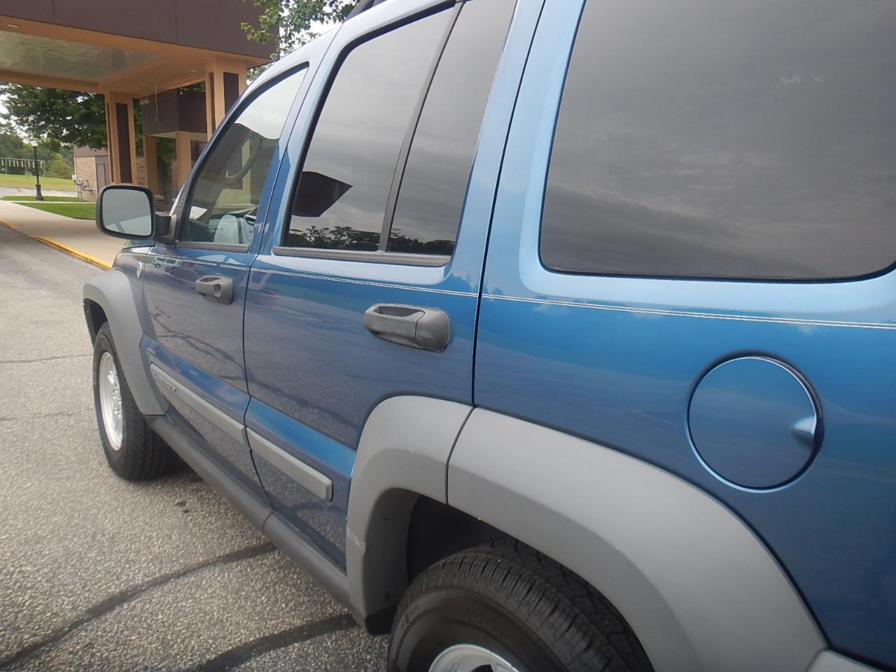 Jeep Liberty Sport 4WD 2006
