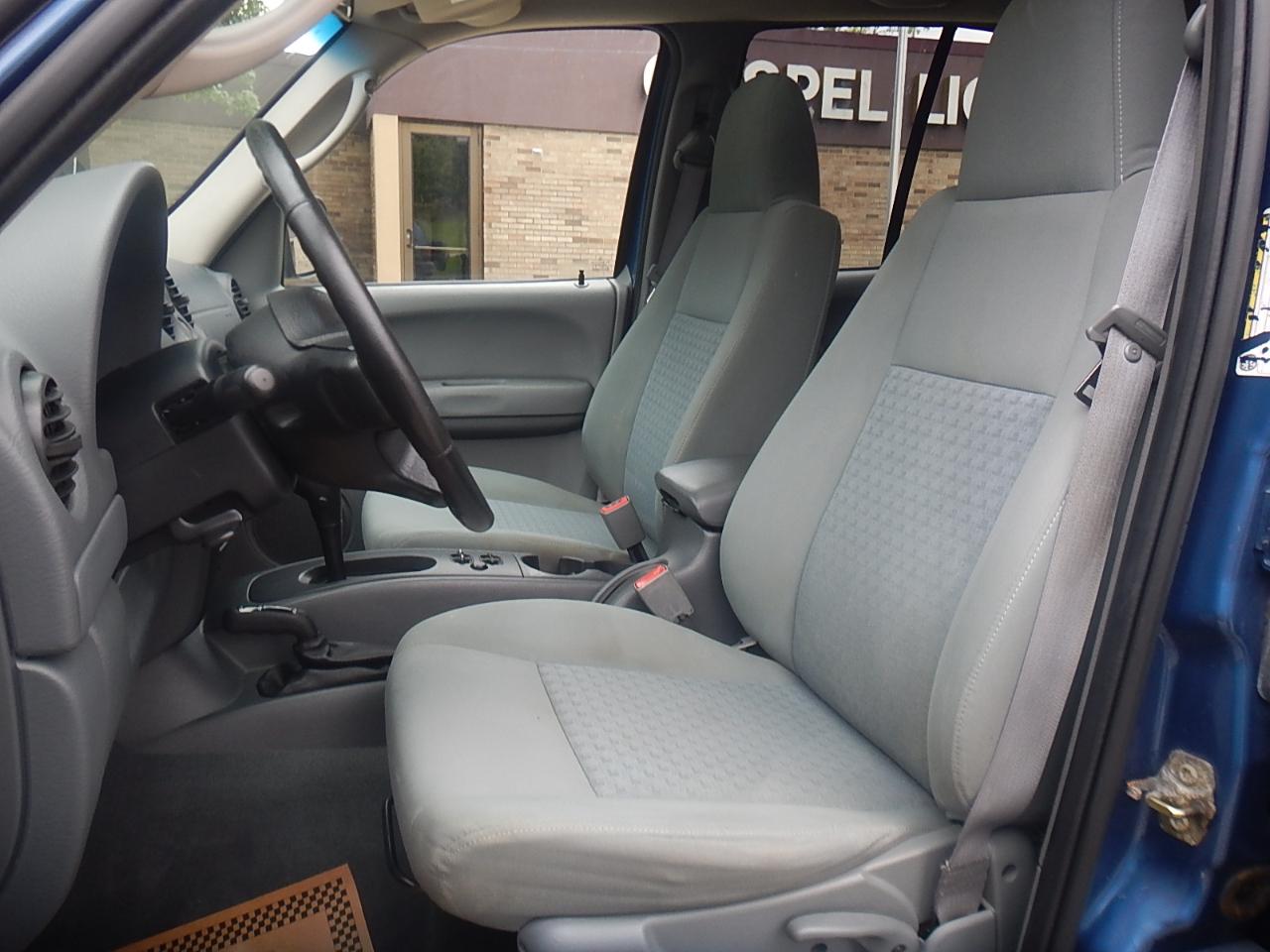 Jeep Liberty Sport 4WD 2006