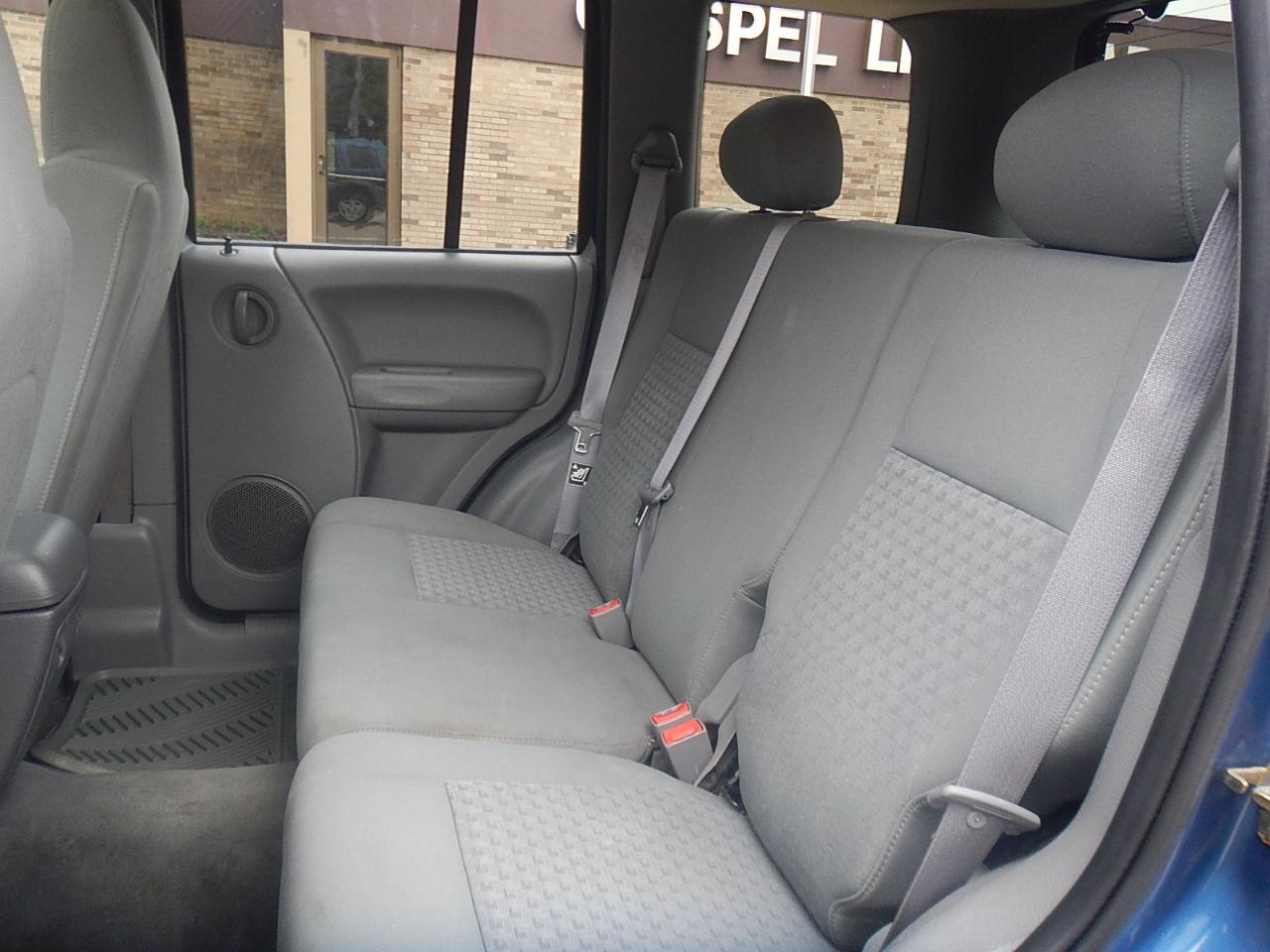 Jeep Liberty Sport 4WD 2006