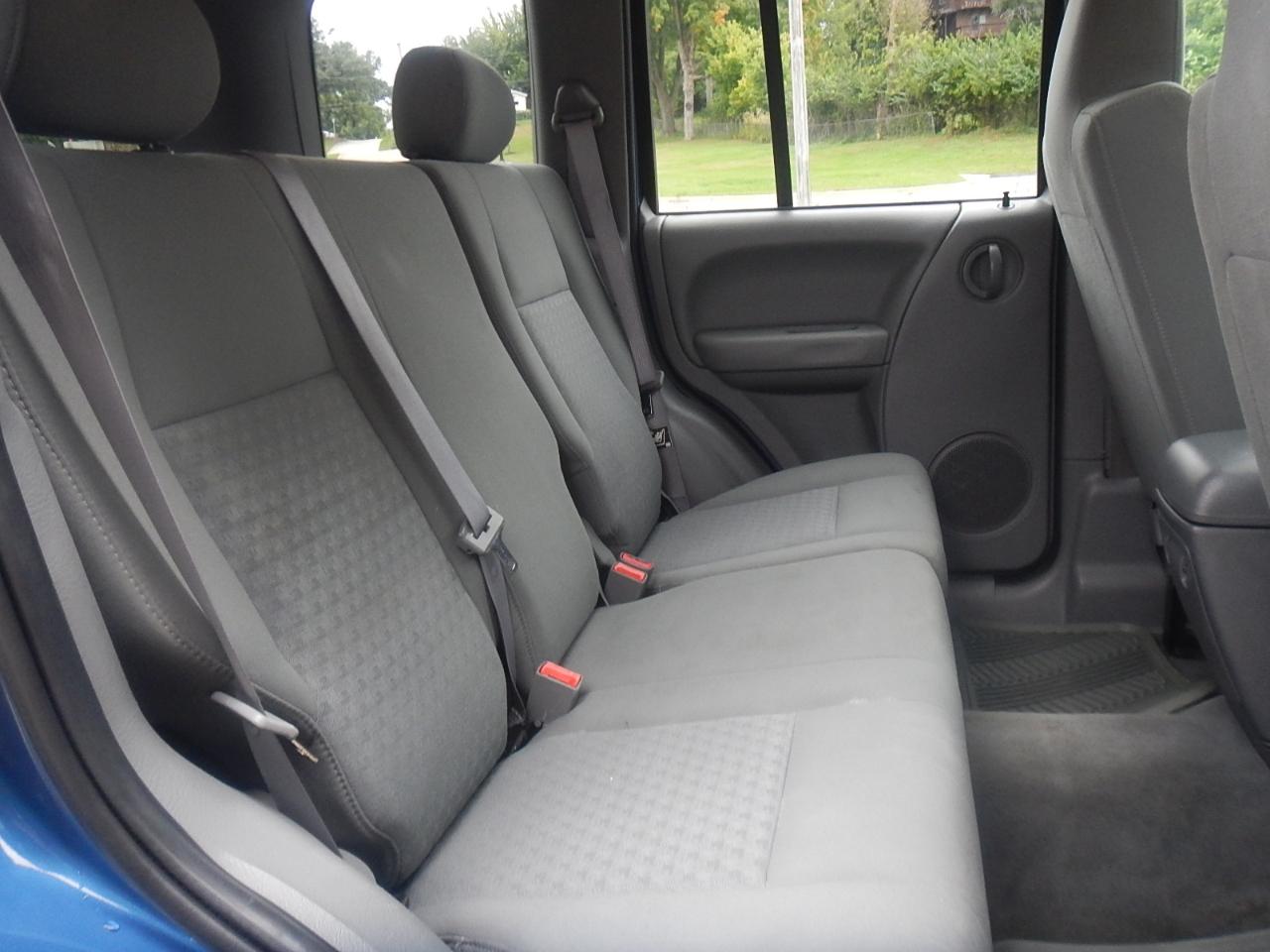 Jeep Liberty Sport 4WD 2006