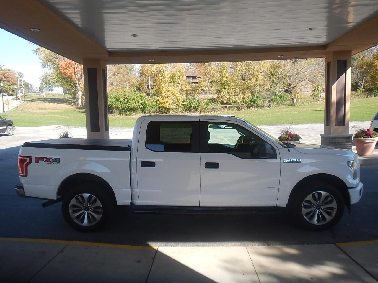Ford F-150 XL SuperCrew 6.5-ft. Bed 4WD 2017