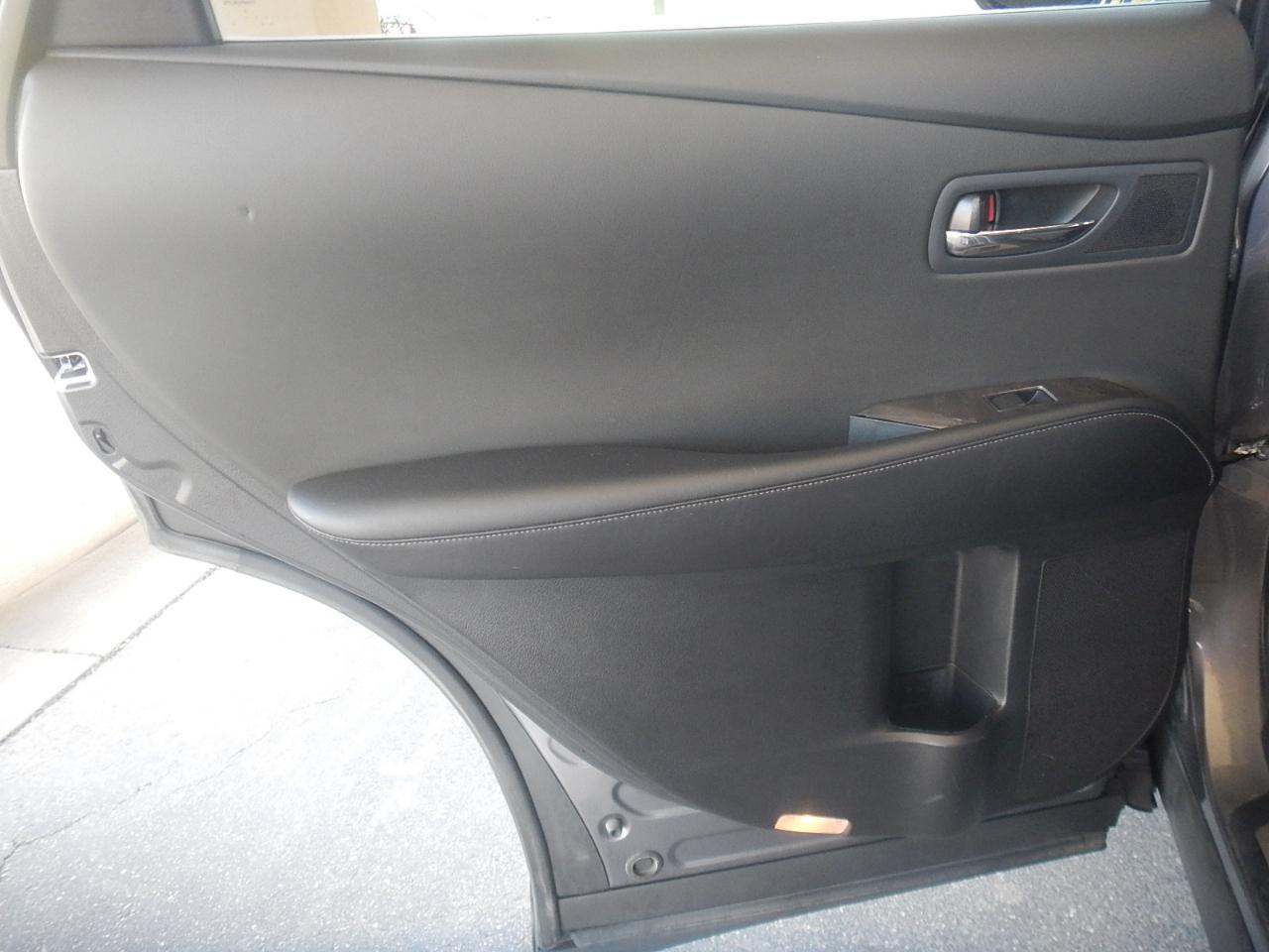 Lexus RX photo 22