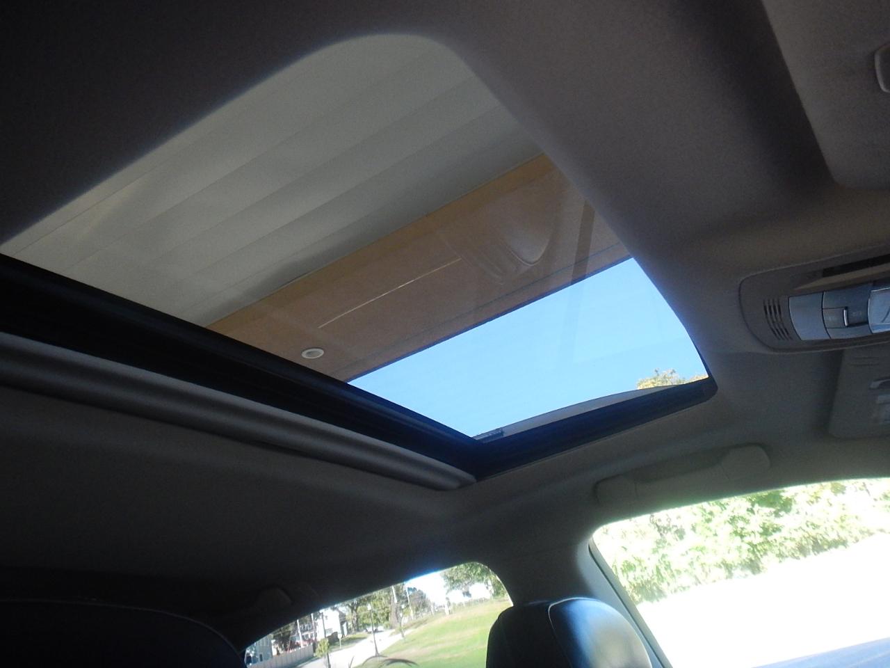 Lexus RX photo 18