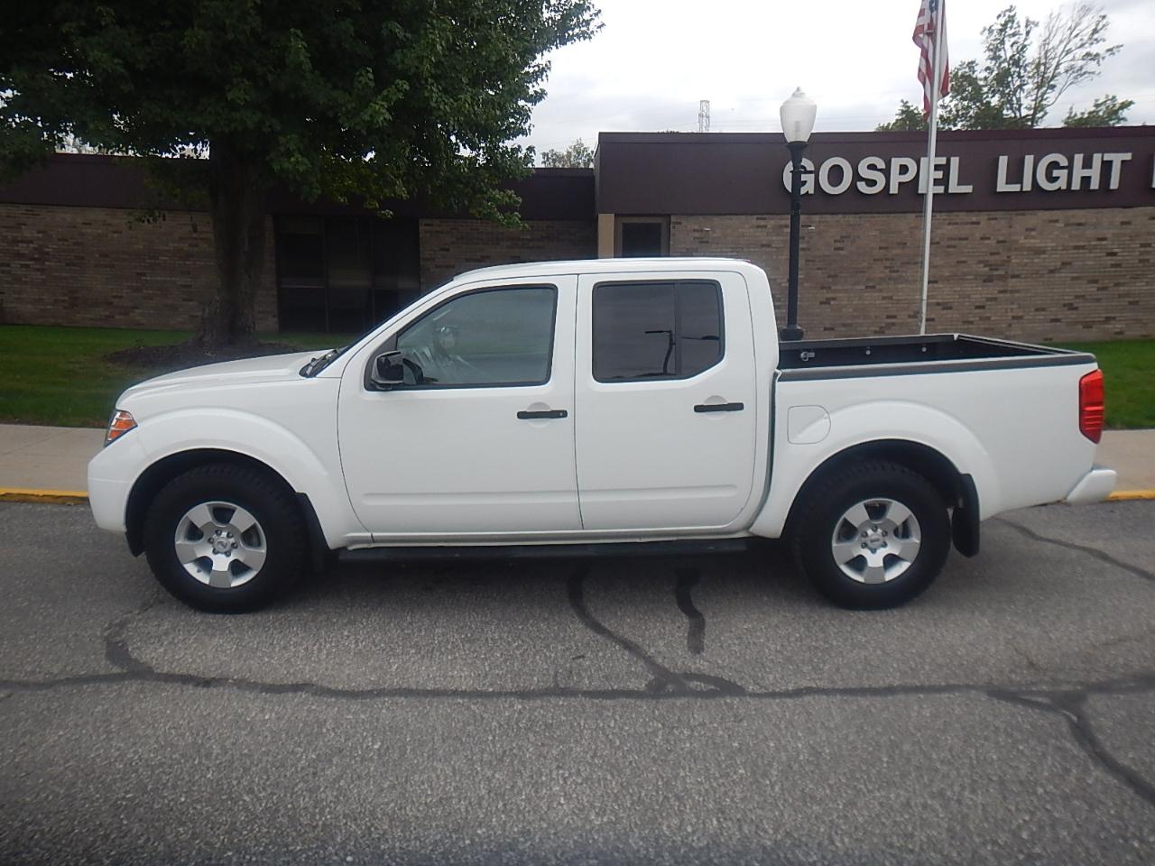 Nissan Frontier SV King Cab 4X4 V6 2019