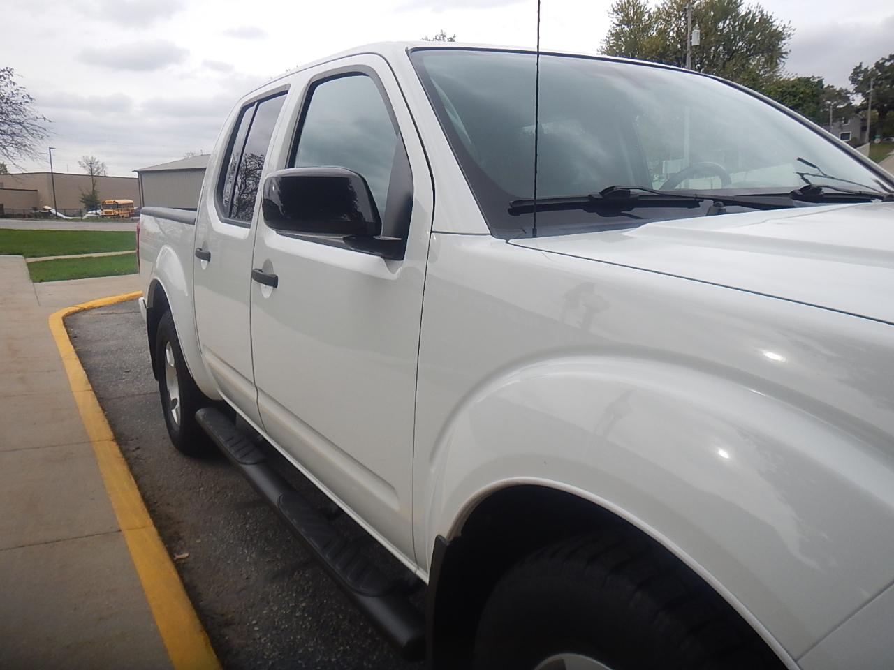 Nissan Frontier SV King Cab 4X4 V6 2019