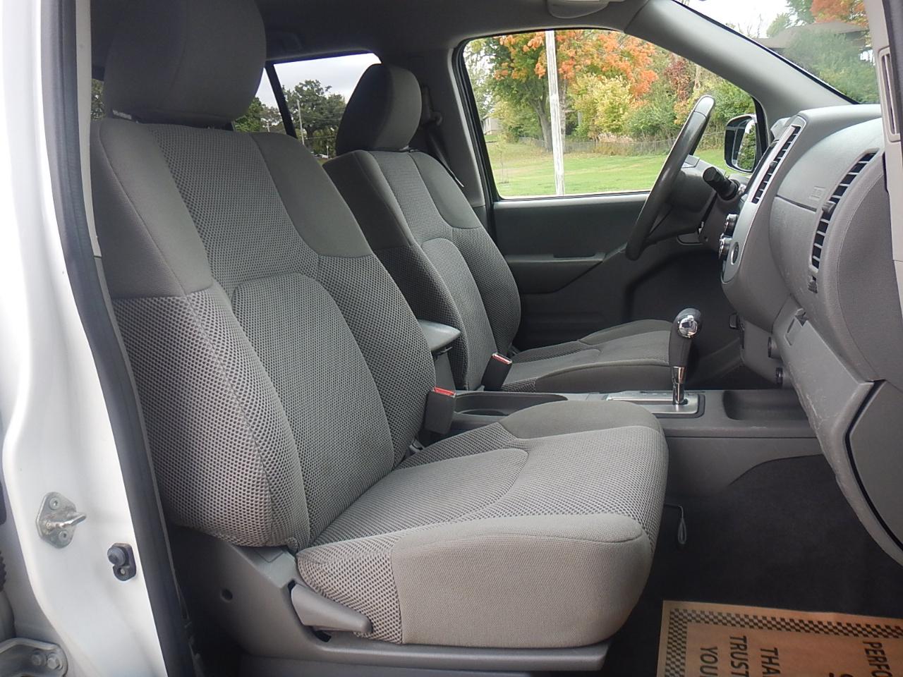 Nissan Frontier SV King Cab 4X4 V6 2019