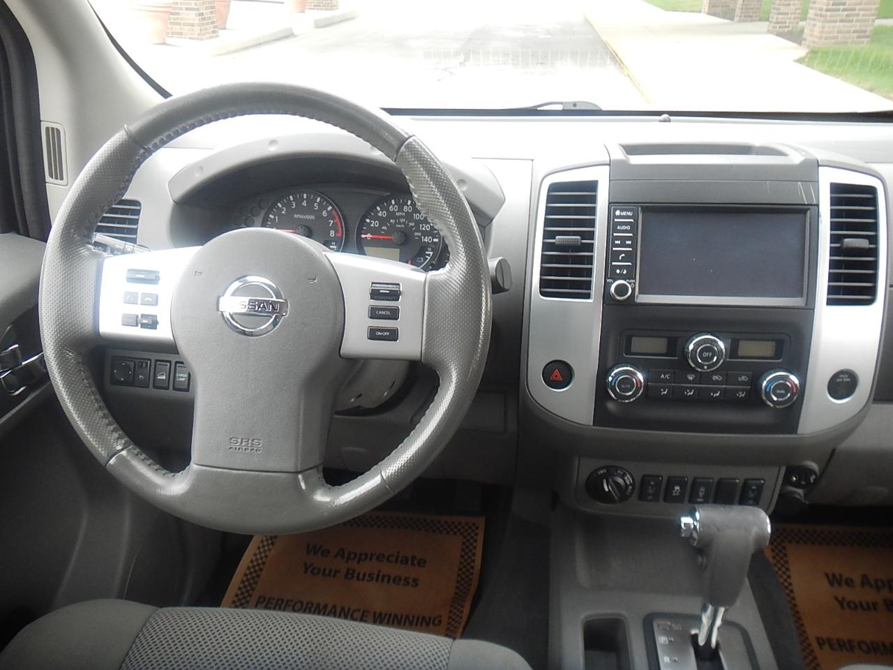 Nissan Frontier SV King Cab 4X4 V6 2019