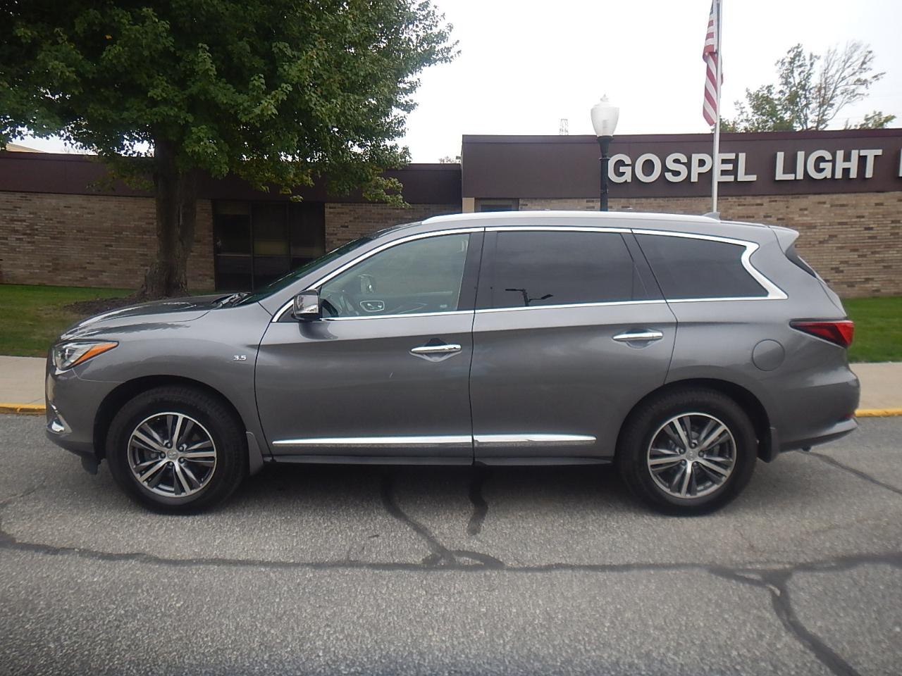 Infiniti QX60 Luxe 4D SUV AWD 2017