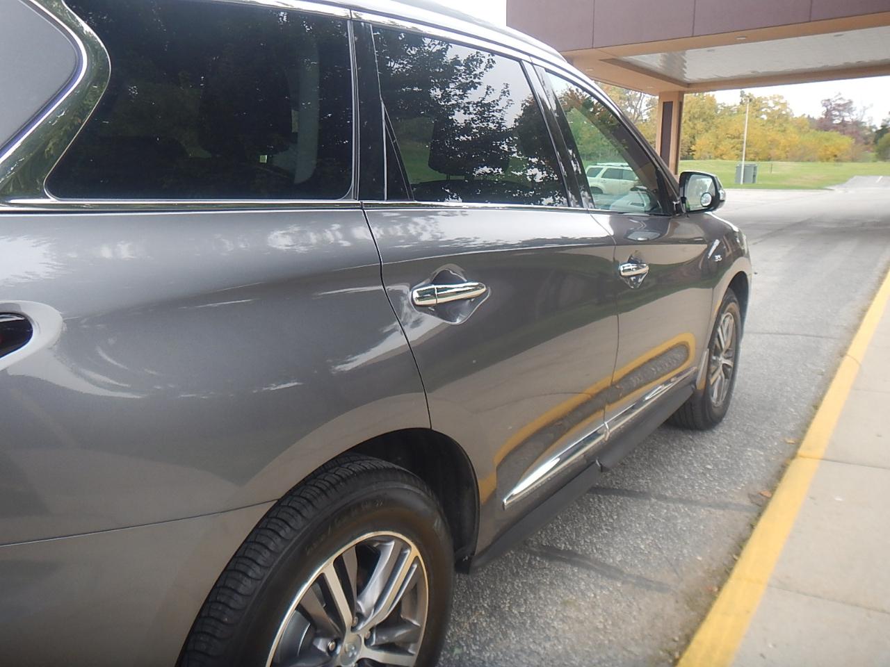 Infiniti QX60 Luxe 4D SUV AWD 2017