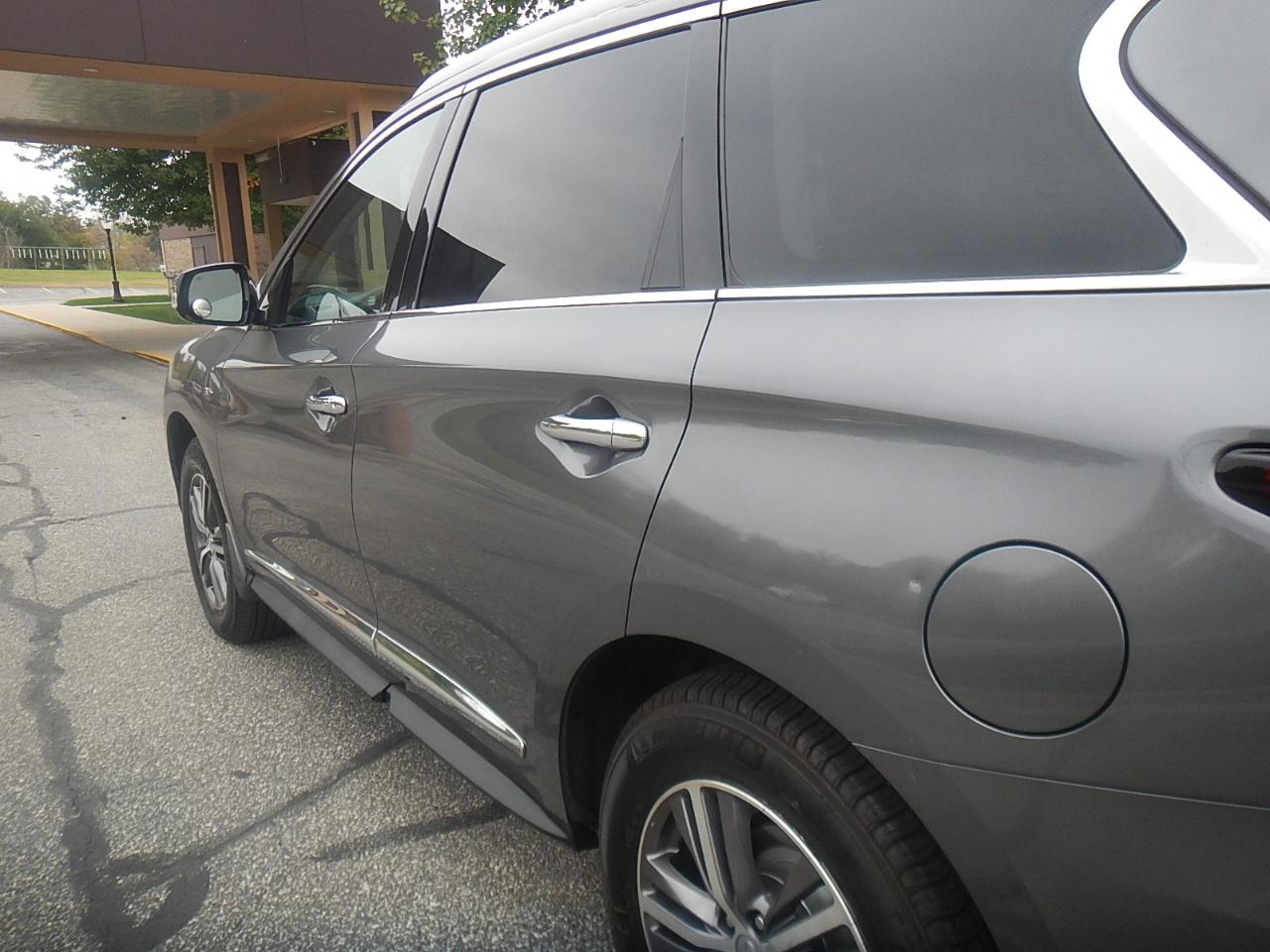Infiniti QX60 Luxe 4D SUV AWD 2017