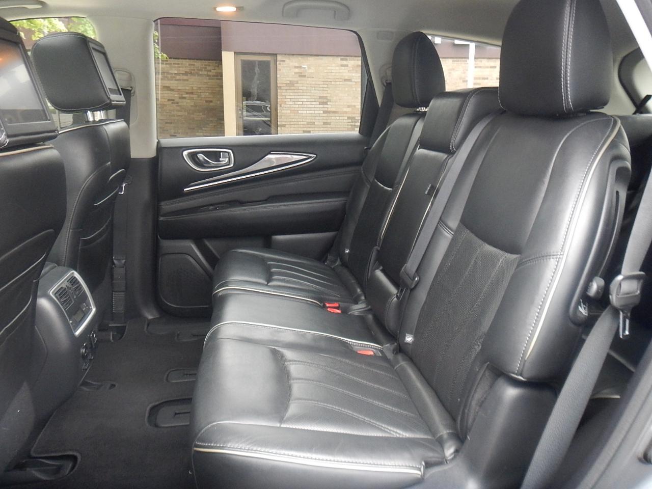 Infiniti QX60 Luxe 4D SUV AWD 2017