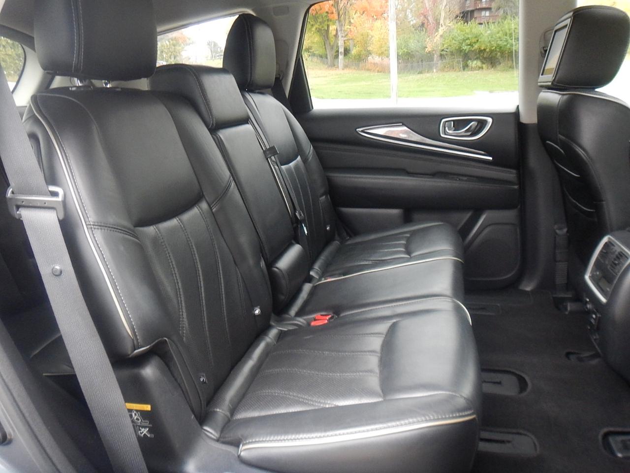 Infiniti QX60 Luxe 4D SUV AWD 2017