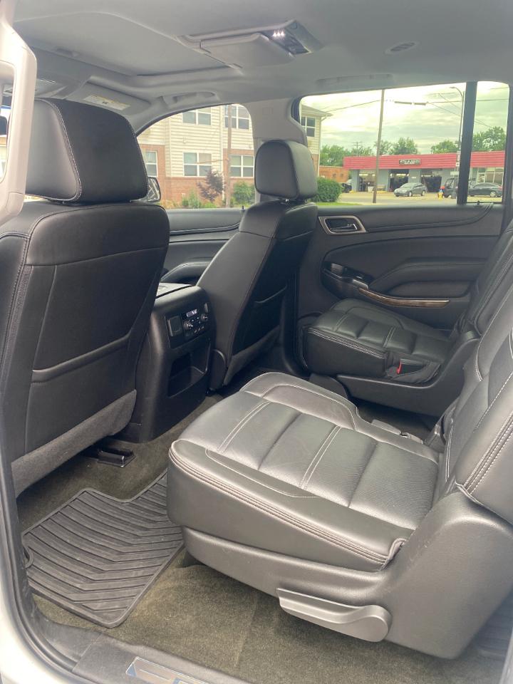 GMC Yukon XL Denali 4WD 2017