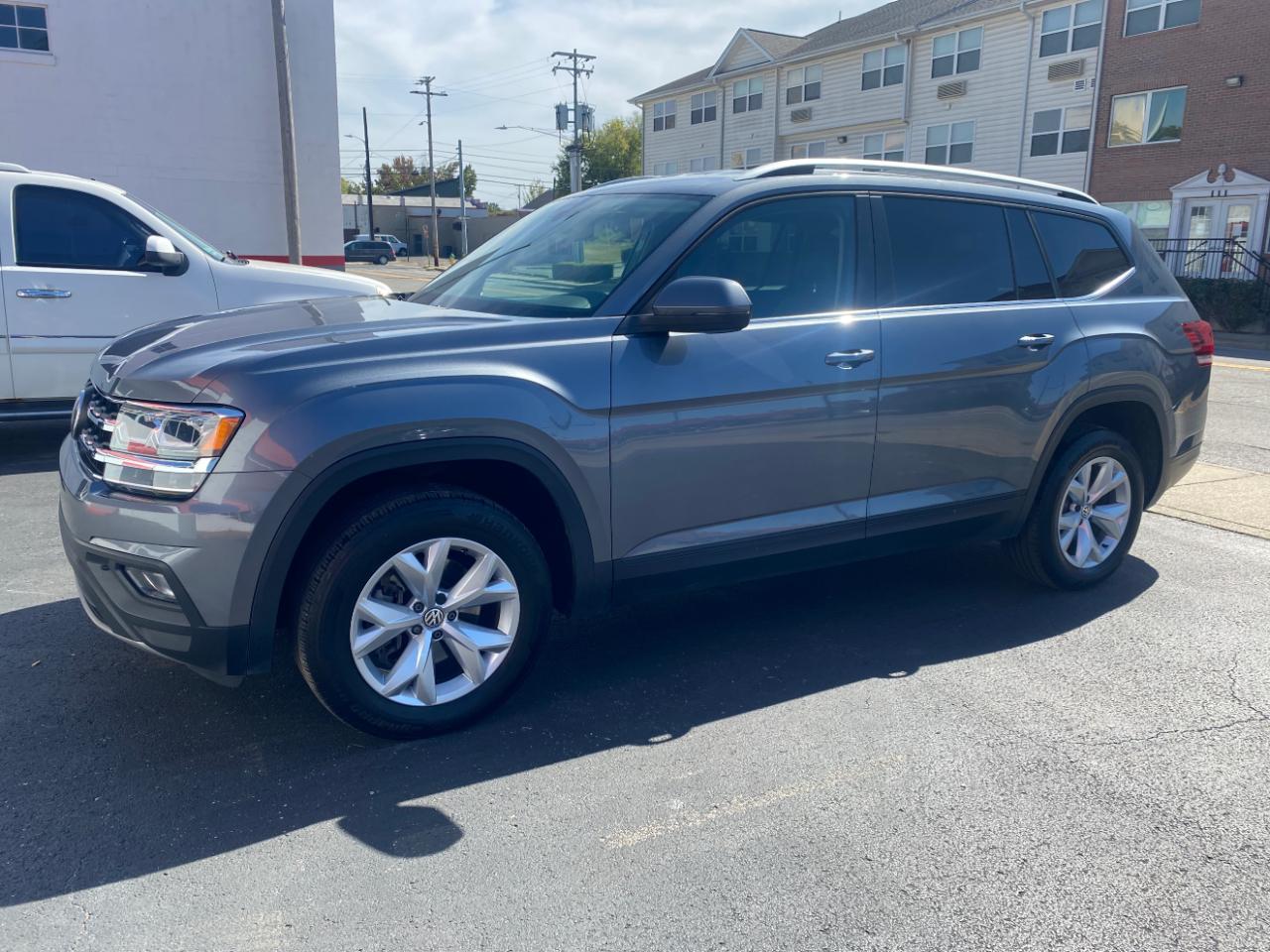 2019 Volkswagen Atlas SE w/Technology