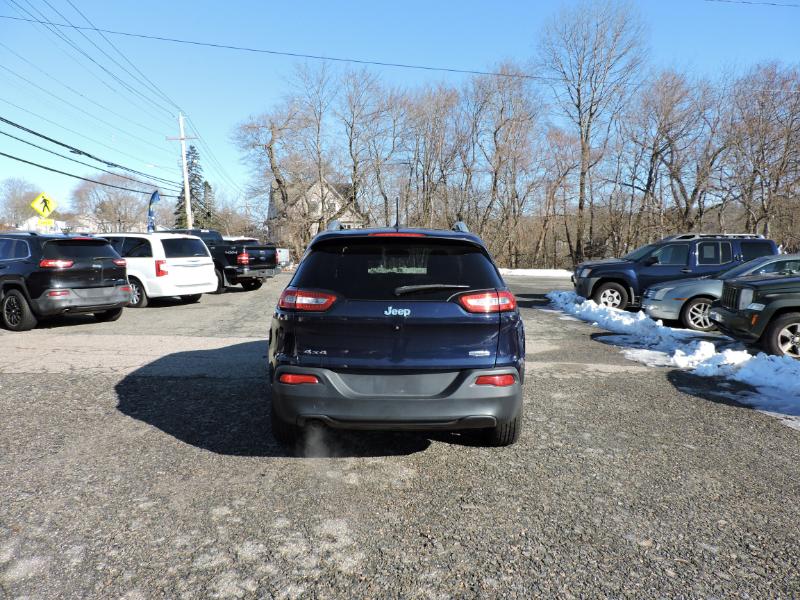 Jeep Cherokee Latitude 4WD 2015