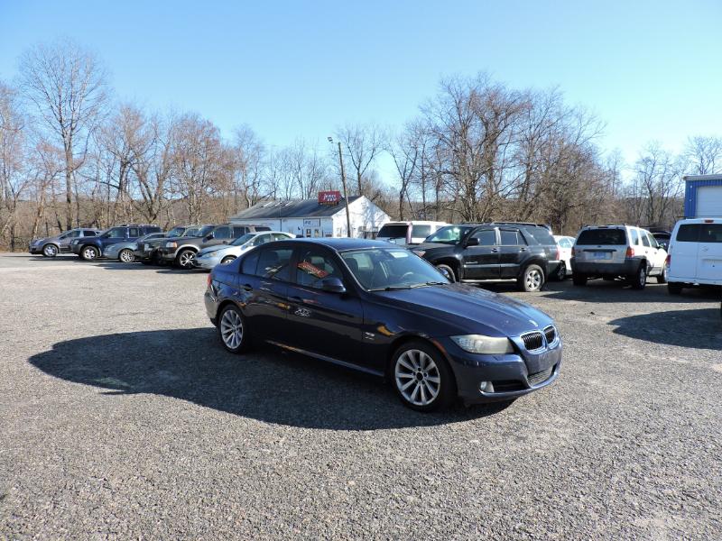 BMW 3-Series 328i xDrive 2011