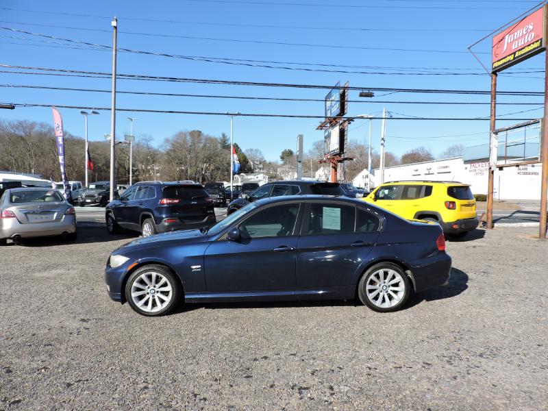 BMW 3-Series 328i xDrive 2011