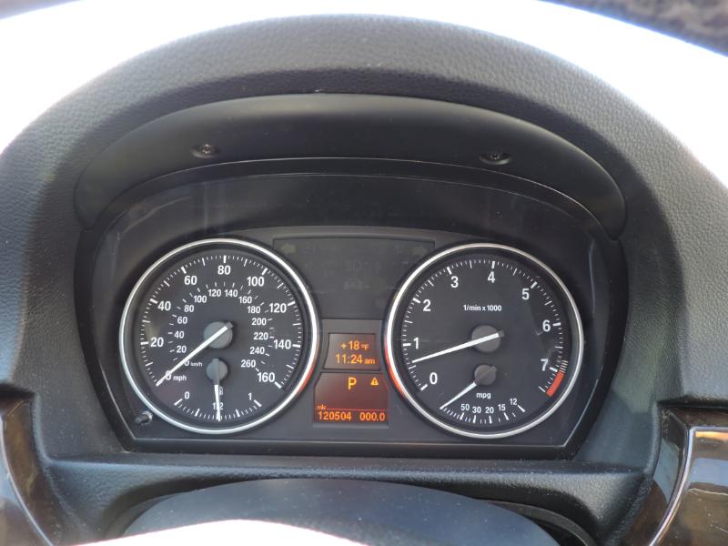 BMW 3-Series 328i xDrive 2011