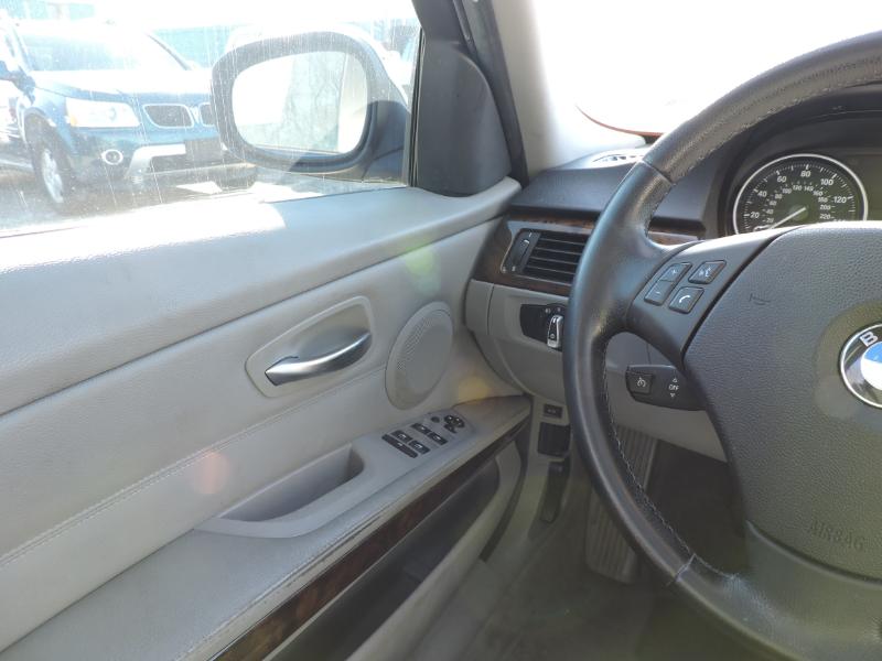 BMW 3-Series 328i xDrive 2011