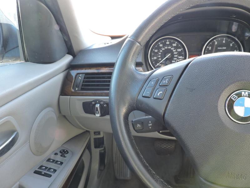 BMW 3-Series 328i xDrive 2011