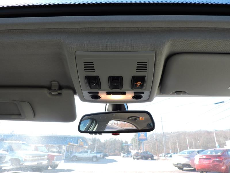 BMW 3-Series 328i xDrive 2011