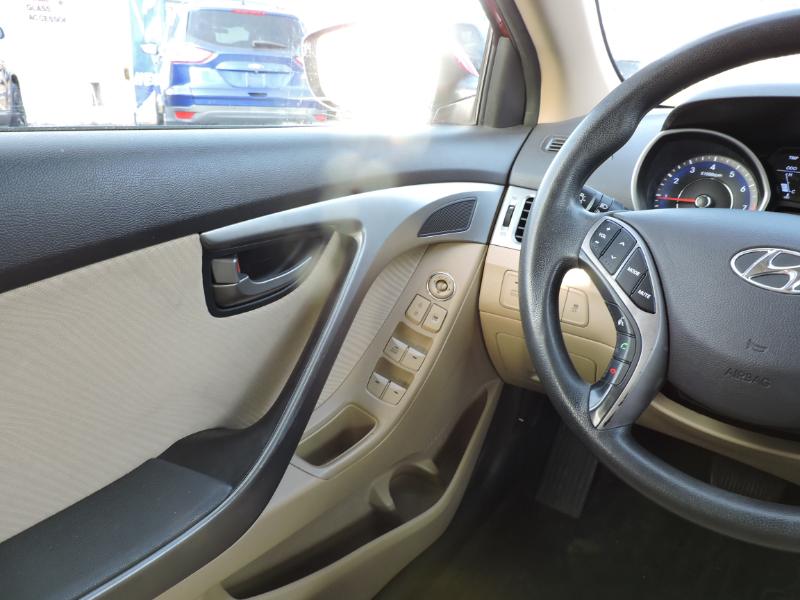 Hyundai Elantra Limited 2013