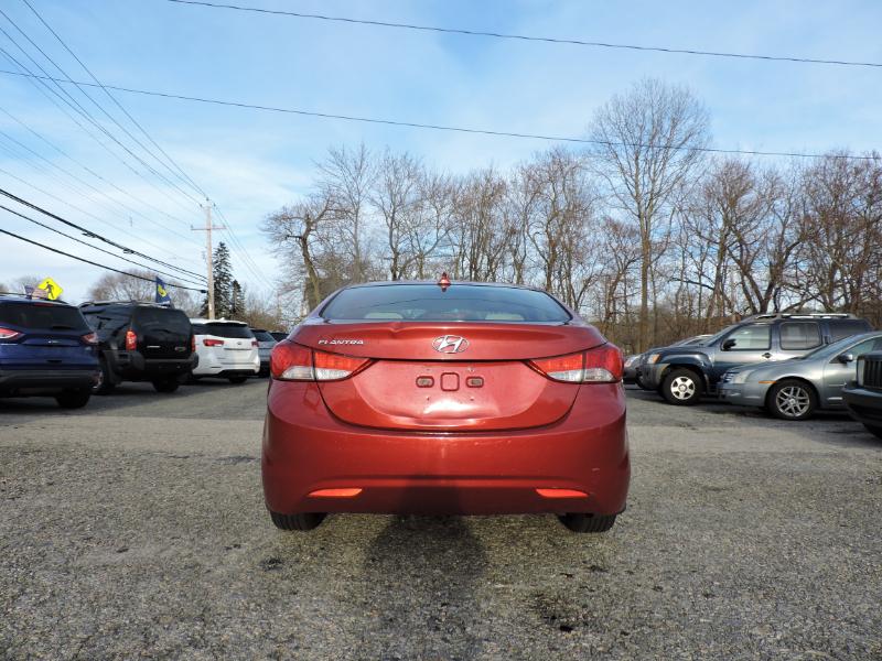 Hyundai Elantra Limited 2013