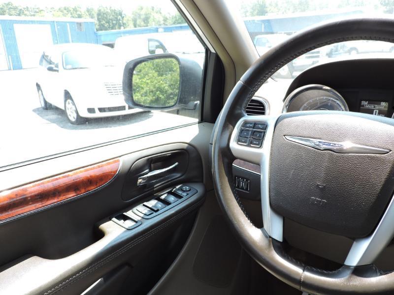 Chrysler Town & Country Touring 2014