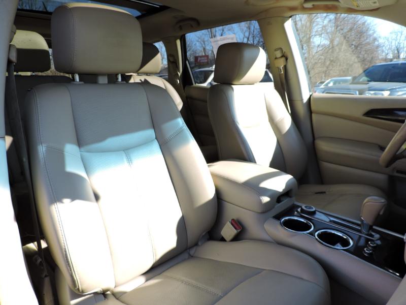 Nissan Pathfinder S 4WD 2014