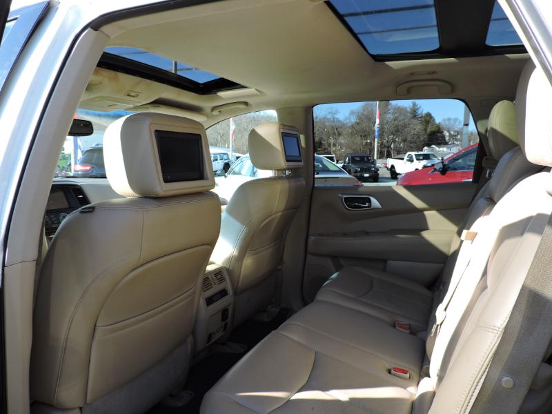 Nissan Pathfinder S 4WD 2014