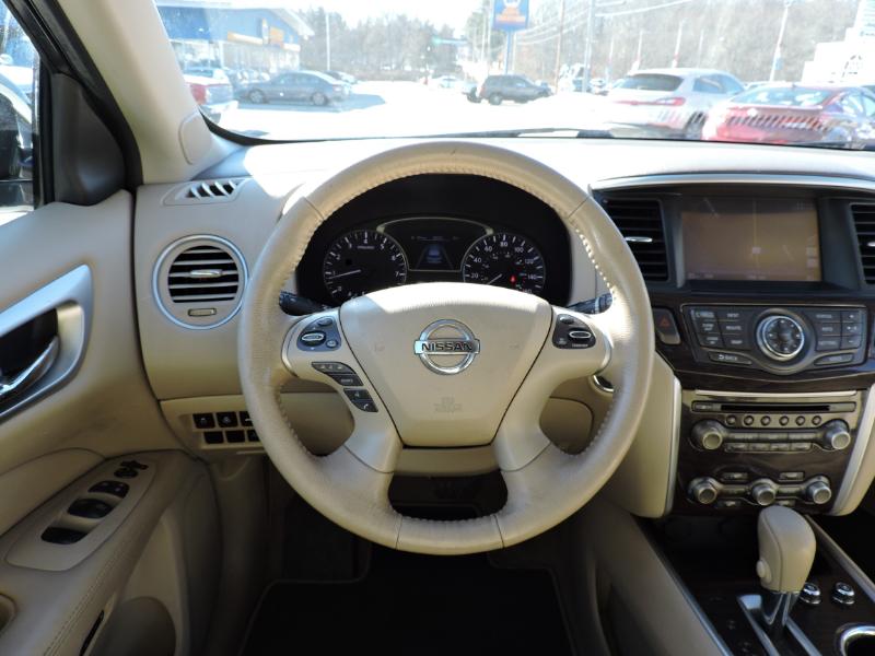 Nissan Pathfinder S 4WD 2014