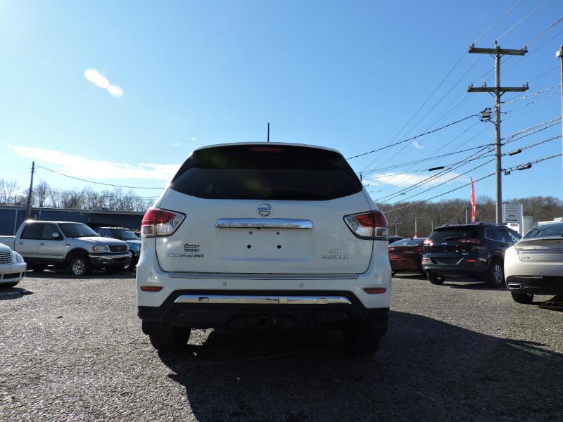 Nissan Pathfinder S 4WD 2014