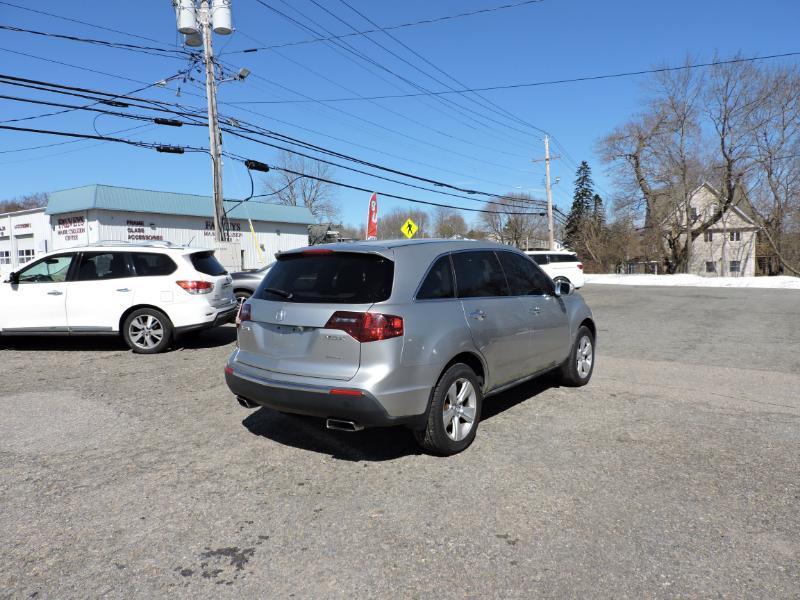 Acura MDX 6-Spd AT w/Tech and Entertainment Package 2011