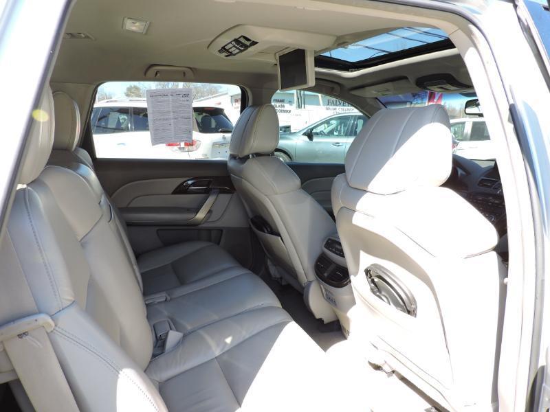 Acura MDX 6-Spd AT w/Tech and Entertainment Package 2011
