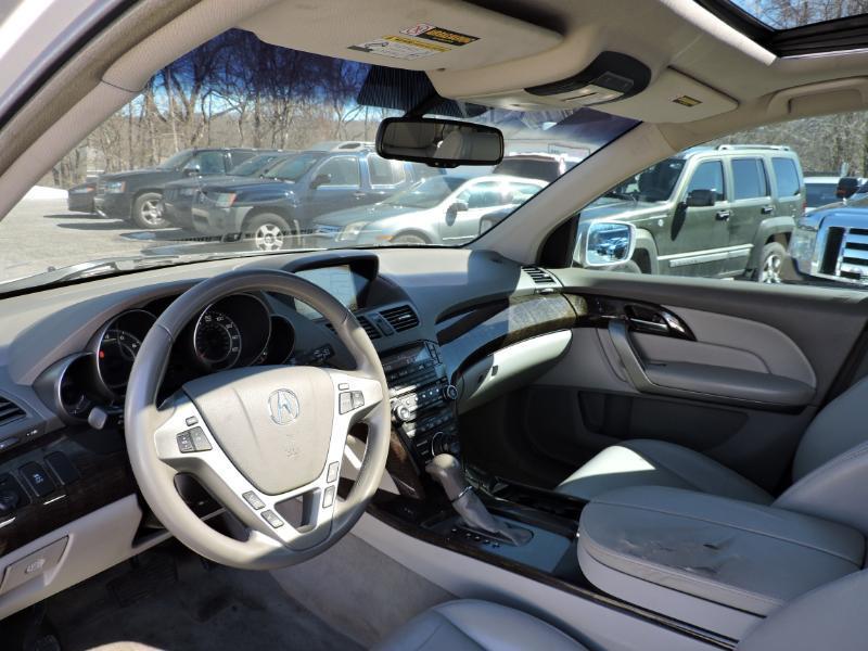 Acura MDX 6-Spd AT w/Tech and Entertainment Package 2011
