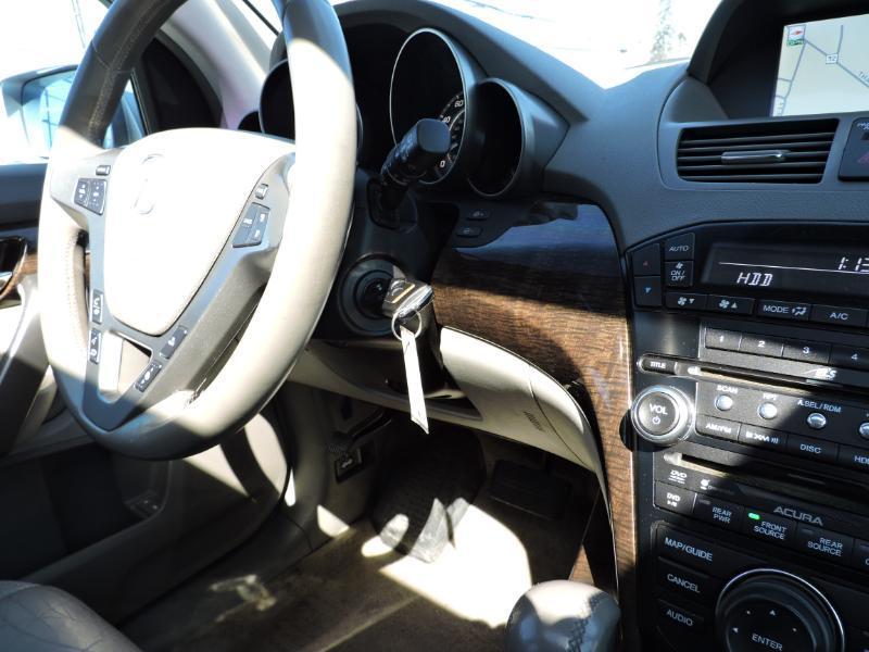 Acura MDX 6-Spd AT w/Tech and Entertainment Package 2011