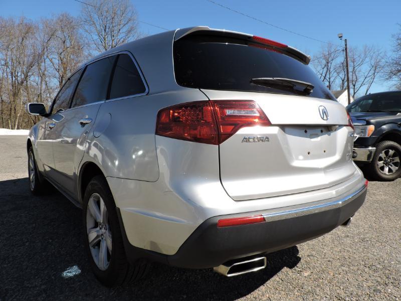 Acura MDX 6-Spd AT w/Tech and Entertainment Package 2011