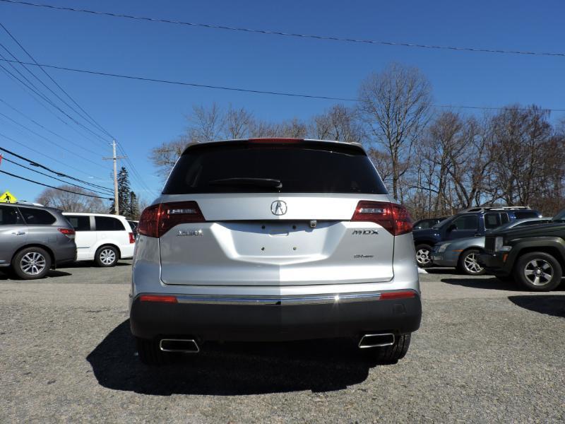 Acura MDX 6-Spd AT w/Tech and Entertainment Package 2011