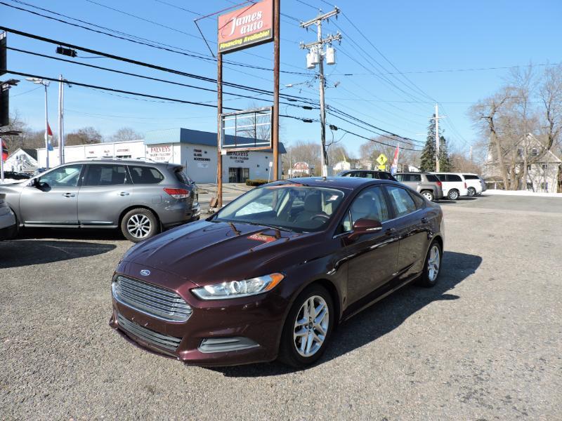 Ford Fusion SE 2013