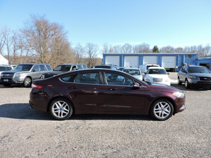Ford Fusion SE 2013