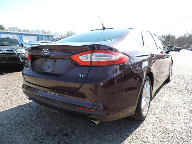 Ford Fusion SE 2013