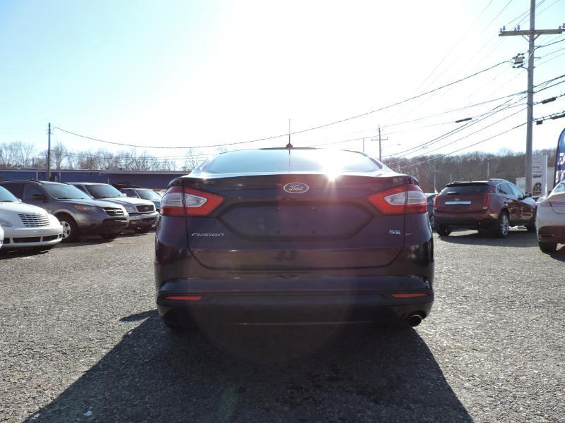 Ford Fusion SE 2013